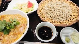 親子丼と蕎麦1-小松庵渋谷東急東横店